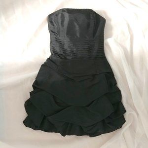 Forever 21 Strapless Black mini party dress